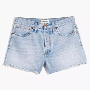 Madewell Relaxed Denim Shorts in Cedarcroft Wash